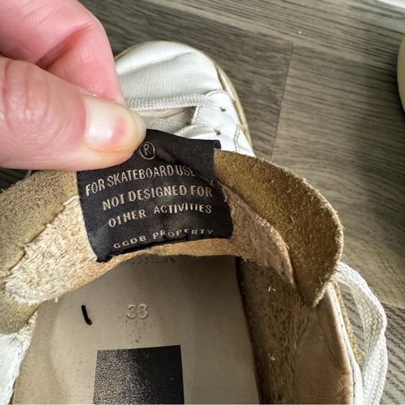 Golden Goose Deluxe Brand Hi Star Low-Top Sneakers
Size 38 - Picture 11 of 14